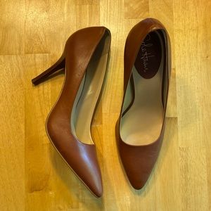 Cole Haan Nike Air Brown Leather Heels size 9